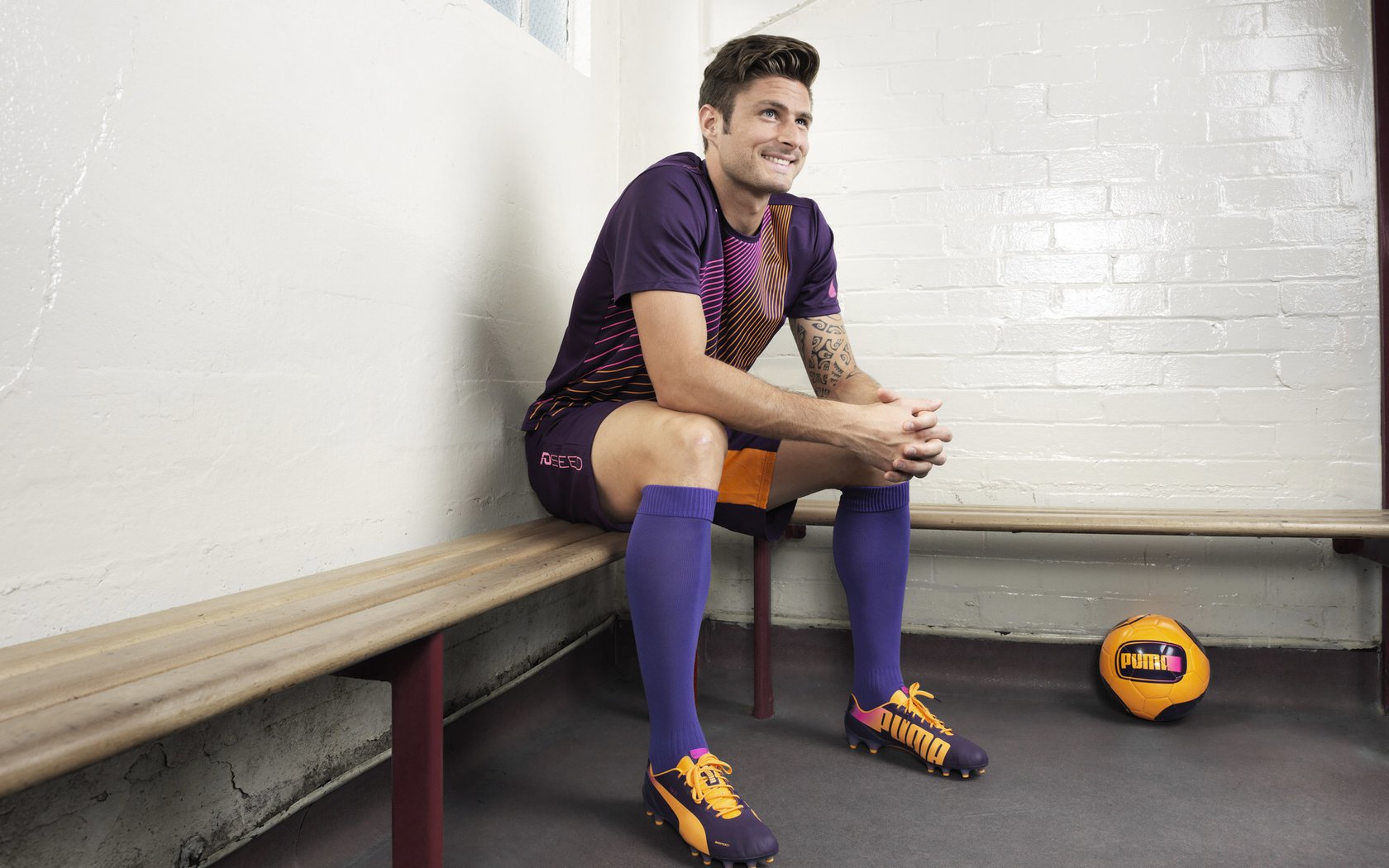 体育mk-埃迪-豪:非常失望球队状态不对且缺乏身体对抗,埃迪兹酒庄